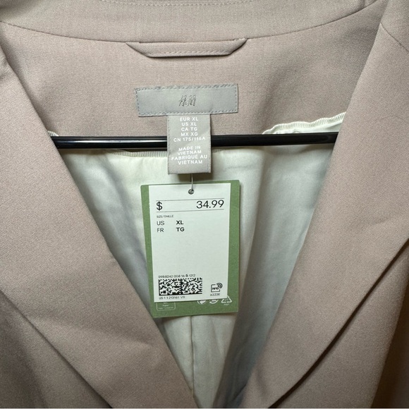 H&M jacket - Picture 2 of 2